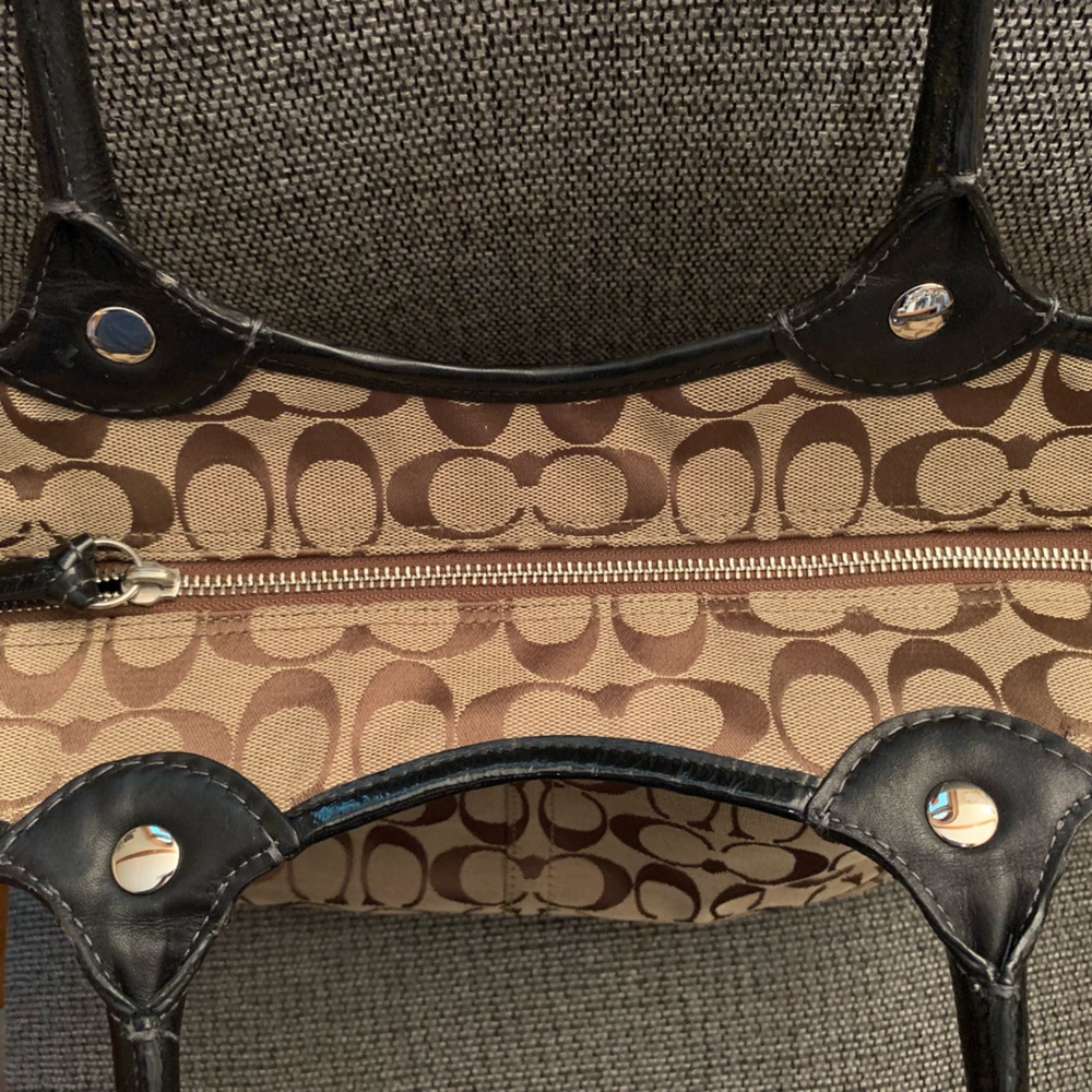 Classic Coach Tote style bag - Picture 2 of 5